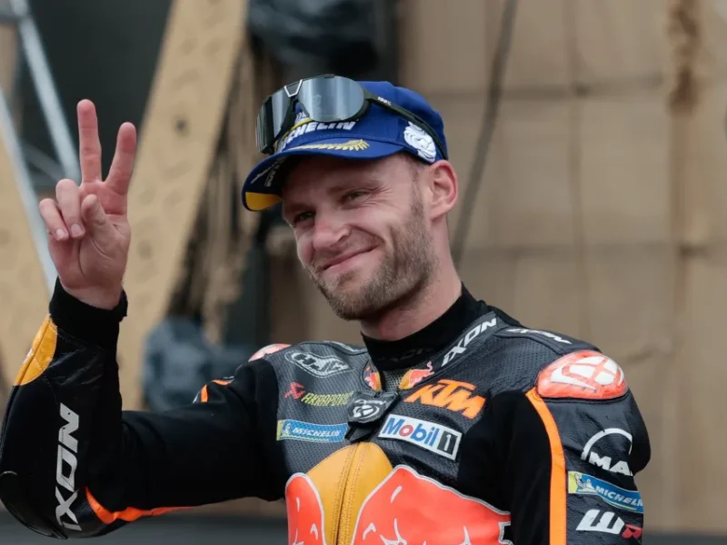 Brad Binder renueva por KTM hasta 2026