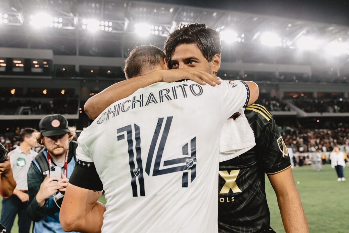 Héctor Herrera desearía jugar con Chicharito y Vela en el Tri