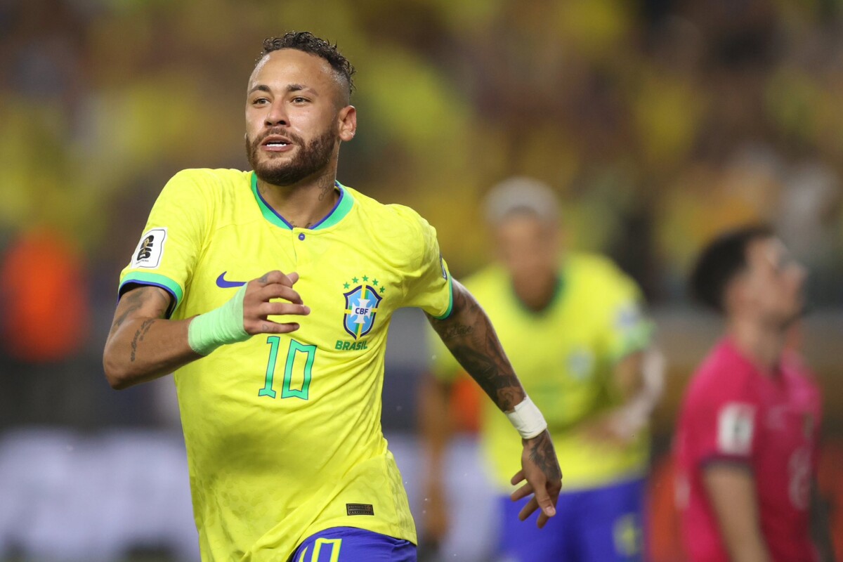 Neymar superó a Pelé como máximo anotador de Brasil