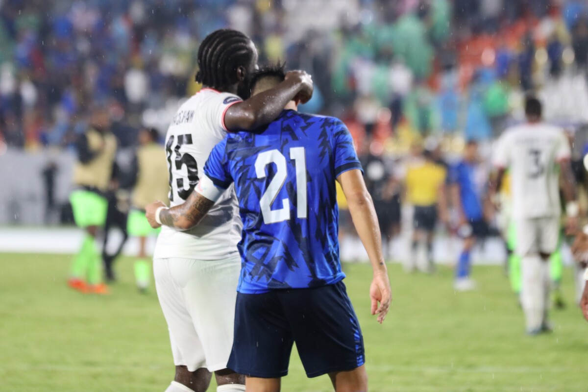 Trinidad y Tobago derrotó a El Salvador en el “Mágico” González