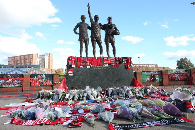 Bobby Charlton murió a los 86 años