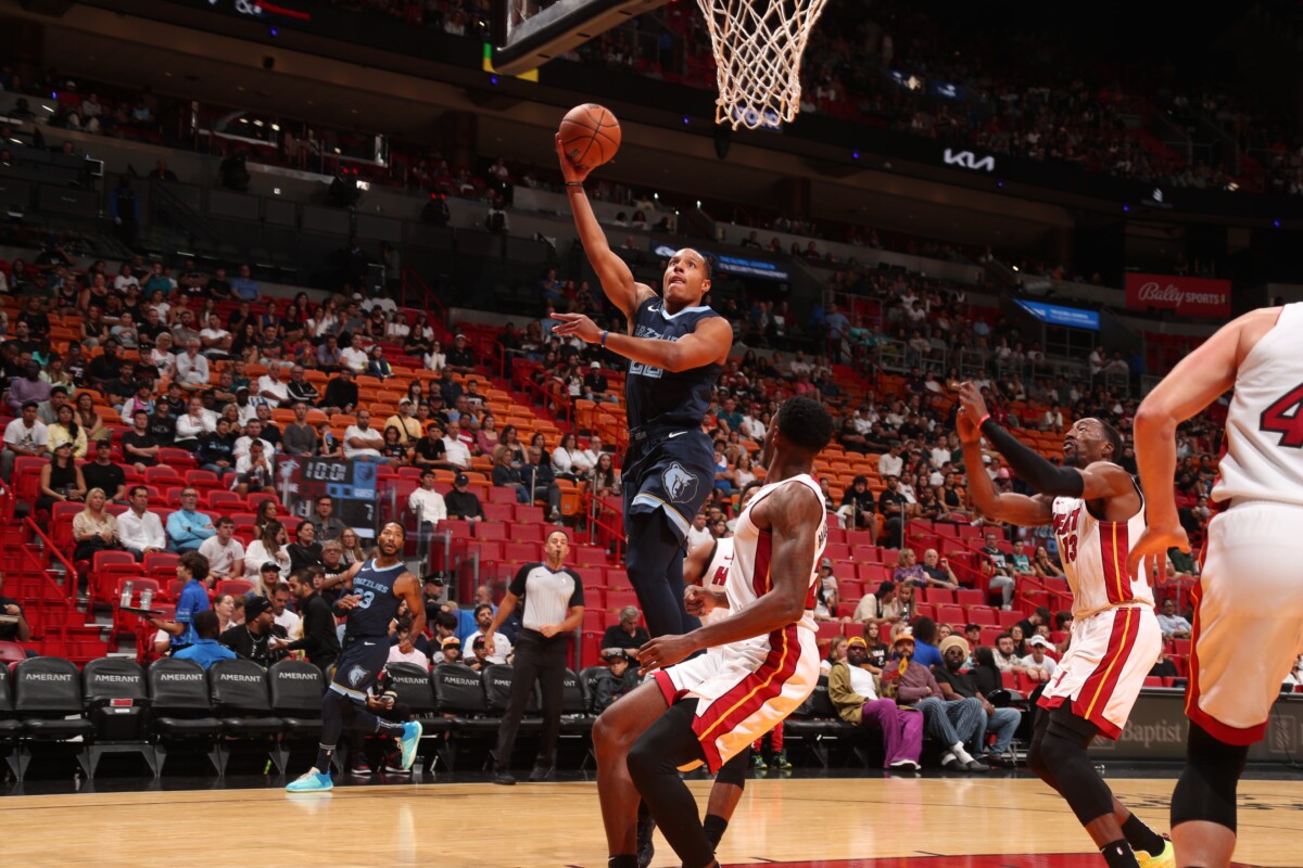 Memphis Grizzlies caen ante Miami Heat en juego de pretemporada