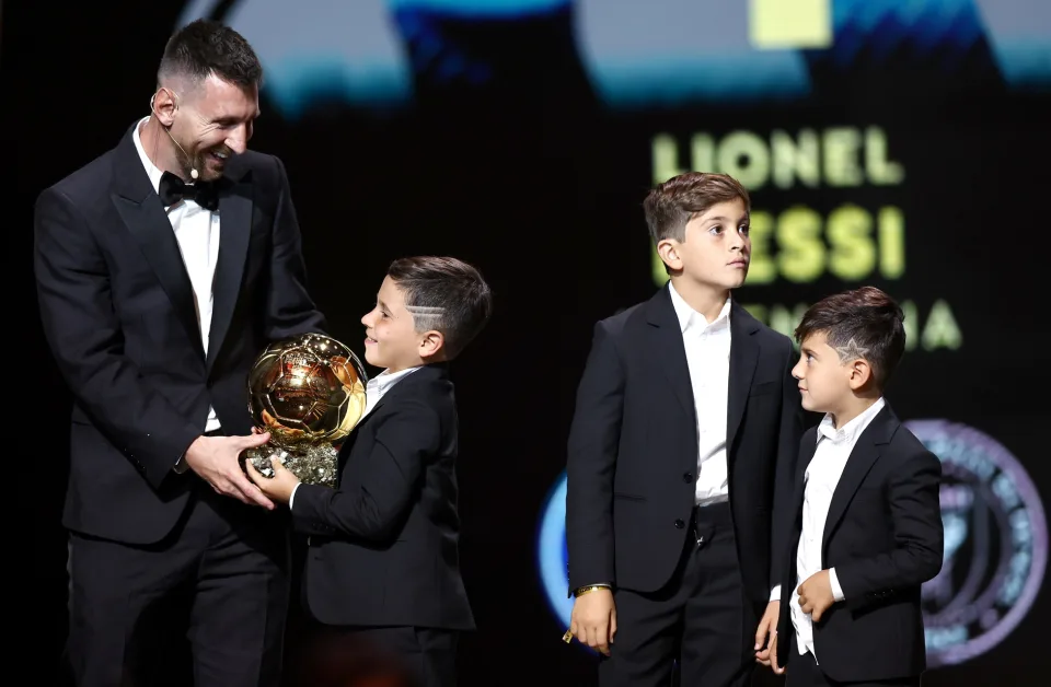 Messi agranda su leyenda con su octavo Balón de Oro