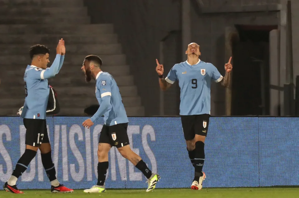 Uruguay derrota a Brasil tras 22 años