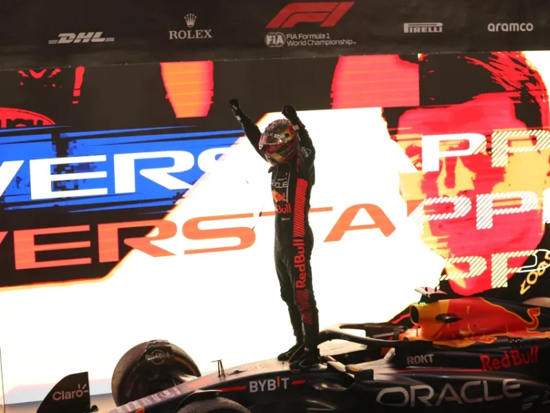 Verstappen remató su triple campeonato en la Fórmula 1