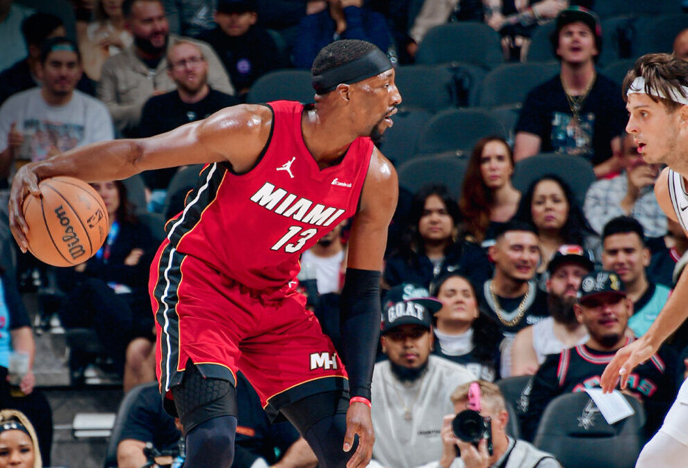 Heat sufre pero se lleva la victoria ante San Antonio