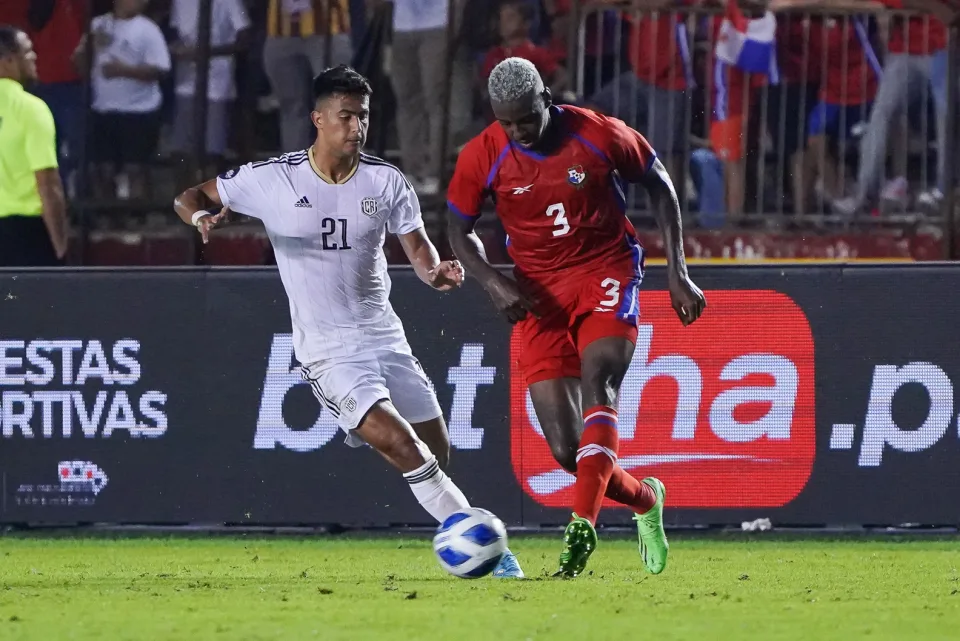 Panamá humilla a Costa Rica y clasifica a Copa América