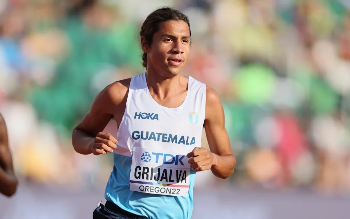 Récord latinoamericano: Luis Grijalva, el corredor más rápido en 5,000 metros, apunta a París 2024