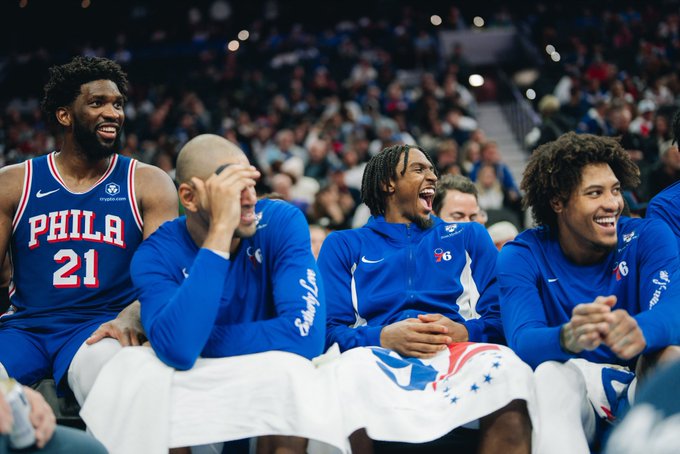 Sixers arrasan: Embiid deslumbra con triple-doble en triunfo ante los Bulls