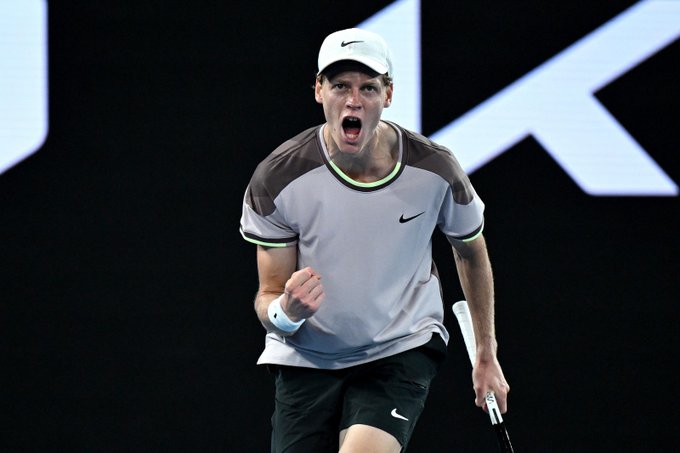 Jannik Sinner deslumbra en el Abierto de Australia y se enfrentará a Djokovic en su primera semifinal de Grand Slam