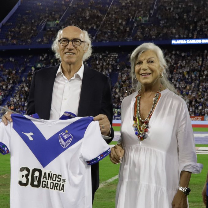 Vélez Sarsfield rinde homenaje a Carlos Bianchi