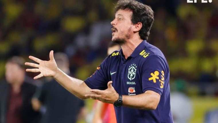 Fernando Diniz deja la selección brasileña tras resultados inesperados