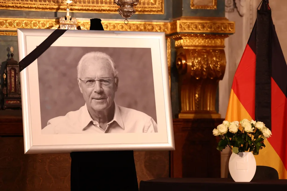 Adiós a una leyenda: Beckenbauer descansa en Múnich en una ceremonia familiar