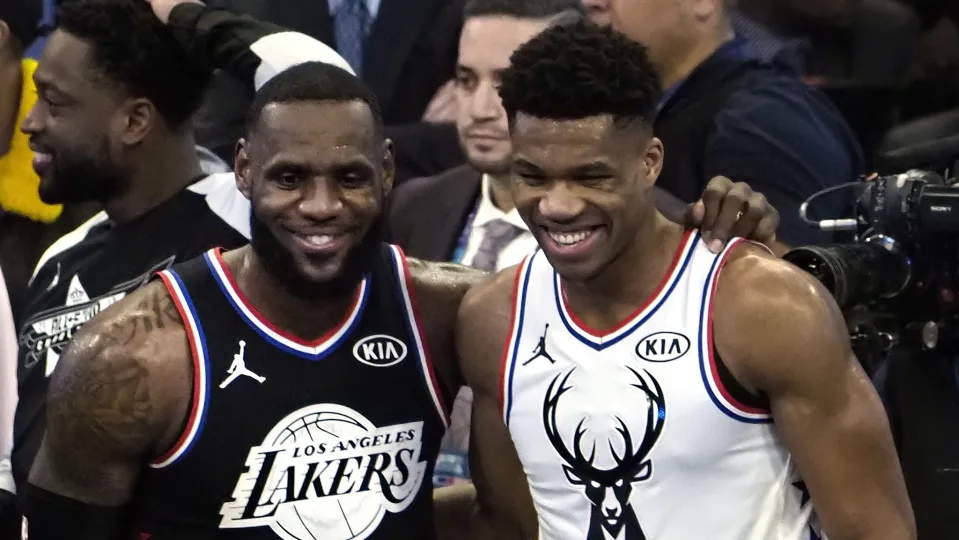 LeBron y Giannis encabezan las votaciones del All-Star