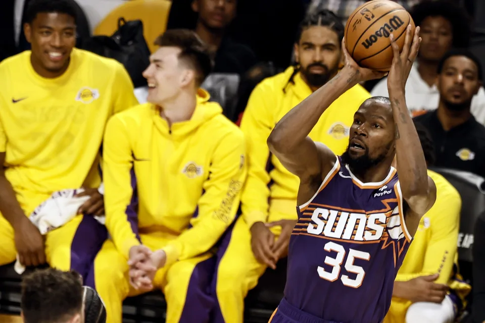 Suns realizan increíble remontada de 22 puntos para derrotar a los Kings