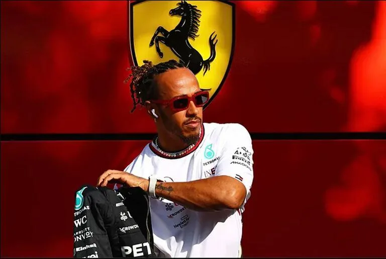 Hamilton causa conmoción al unirse a Ferrari: un secreto incluso para su familia