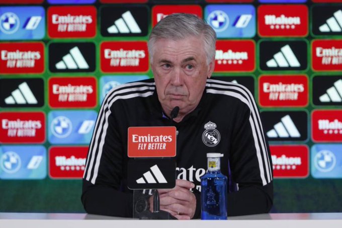 Ancelotti rechaza polémica con Xavi: No desciendo a ese nivel