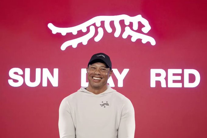 Tiger Woods revela Sun Day Red, su nueva marca de ropa