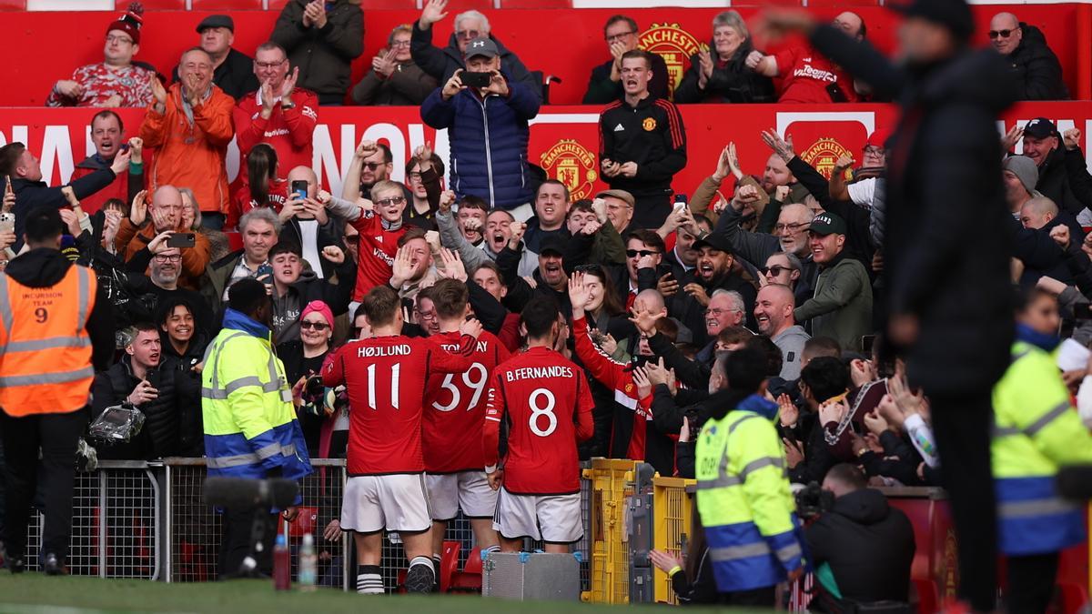 Manchester United avanza en la Copa Inglesa tras derrotar al Liverpool en épico duelo