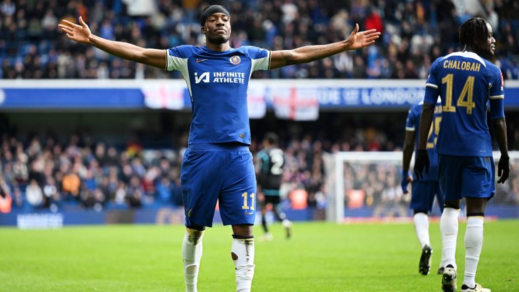 Chelsea avanza a semifinales de la FA Cup tras superar al Leicester