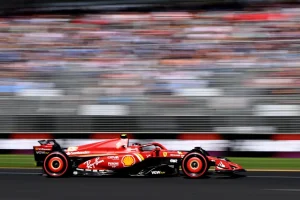 Carlos Sainz: Una rápida recuperación marca su regreso triunfal a la Fórmula 1
