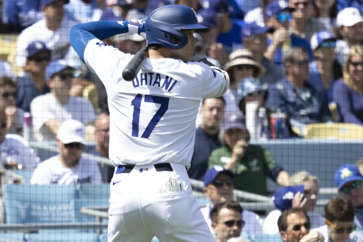 Shohei Ohtani silencia a Toronto con bateo récord en victoria de los Dodgers
