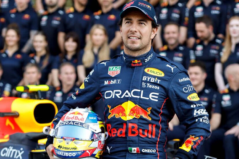 Sergio Pérez enfrenta desafíos en Miami mientras espera renovación con Red Bull