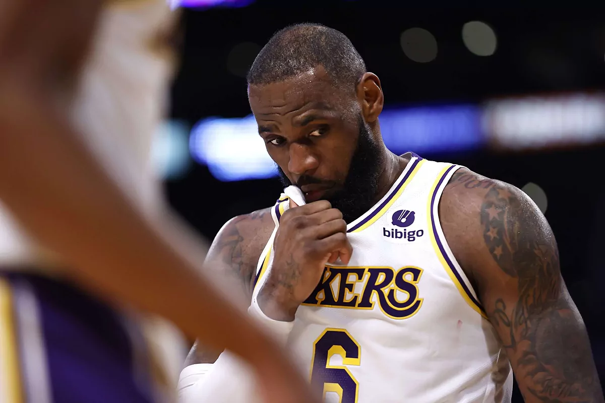 Lakers extienden su racha triunfal frente a los Cavaliers