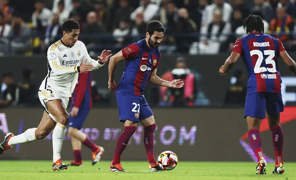 Real Madrid y Barcelona mantienen la distancia: Todo se decidirá en el Bernabéu