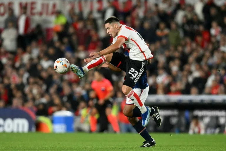 River y Boca en busca de la clasificación en una jornada final electrizante de la Copa de la Liga