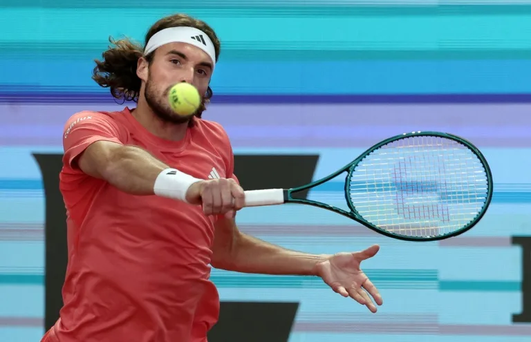 Thiago Monteiro sorprende a Stefanos Tsitsipas en el Masters de Madrid