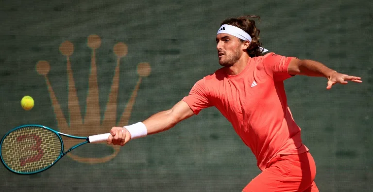 Tsitsipas avanza con autoridad a las semifinales del Masters de Montecarlo