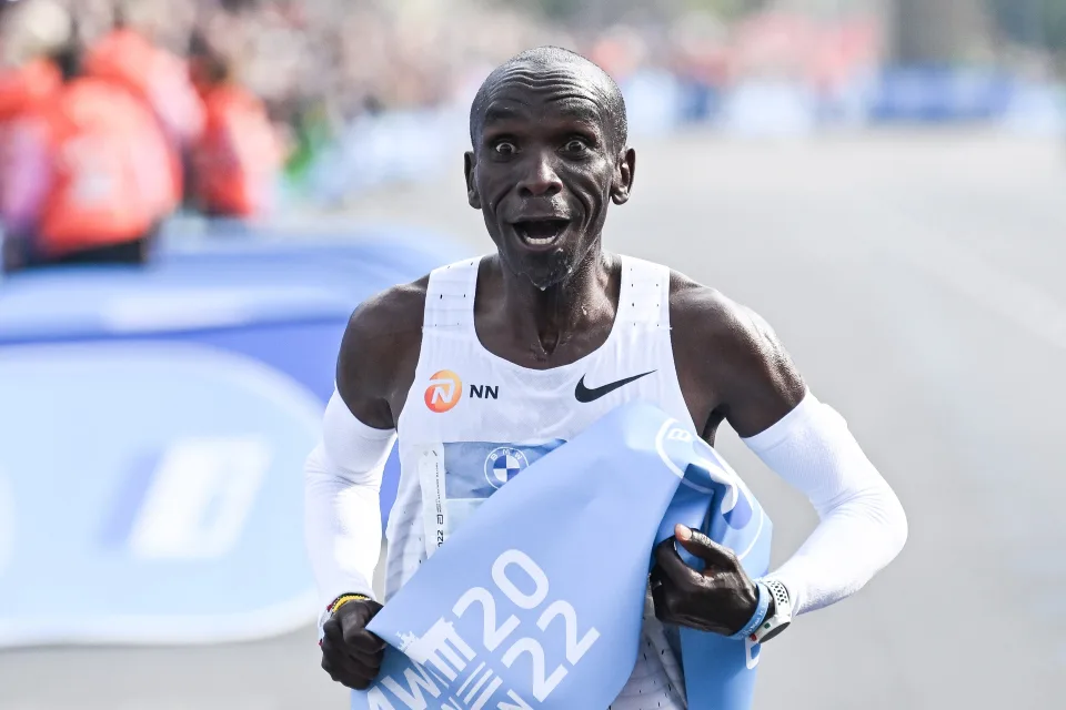 Kenenisa Bekele listo para enfrentarse a Eliud Kipchoge en el maratón olímpico de París