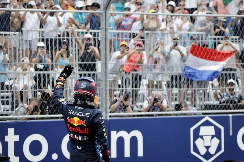 Verstappen reina en Miami: Completa la barrida en las carreras sprint de la temporada
